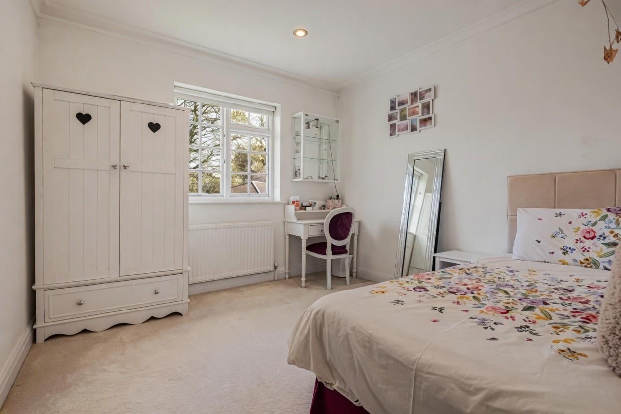 Coombehurst Close, Barnet, EN4, Barnet
